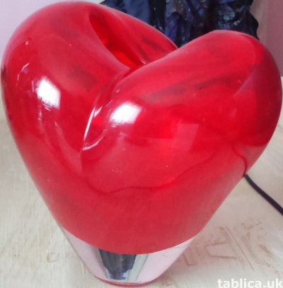 For Sale: Artdeco Vase: Heart, Love
