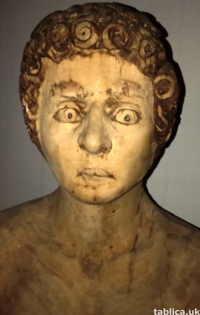 For Sale: Sculpture: The Looking Man - Solid Wood !!!