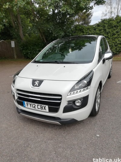 Peugeot 3008, 2012 (12) White Hatchback, Automatic , 105,000