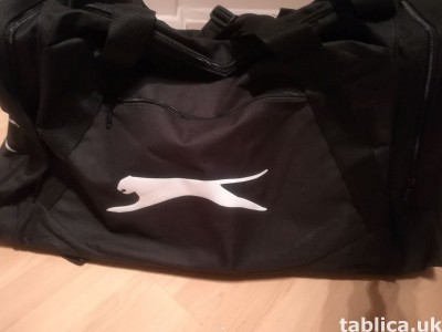 Sprzedam sportową torbę podróżną