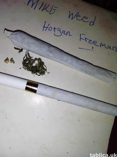Oxcodine.. Xanax. Mofin.. marijuana