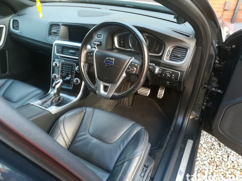 Volvo V60 R-design LUX Nav 5