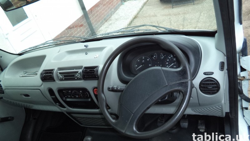 Sprzedam lawete w dobrym stanie VAUXHALL MOVANO 8