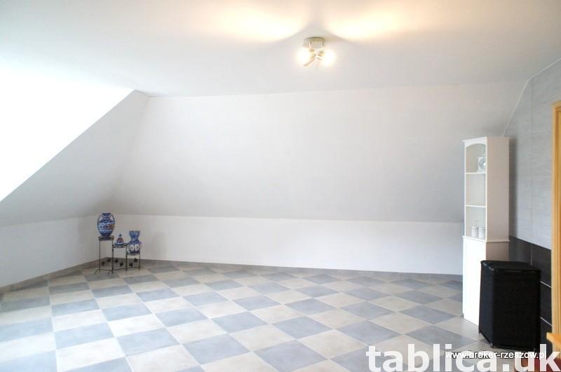 Komfortowy - piękny dworek z dużą działką 7