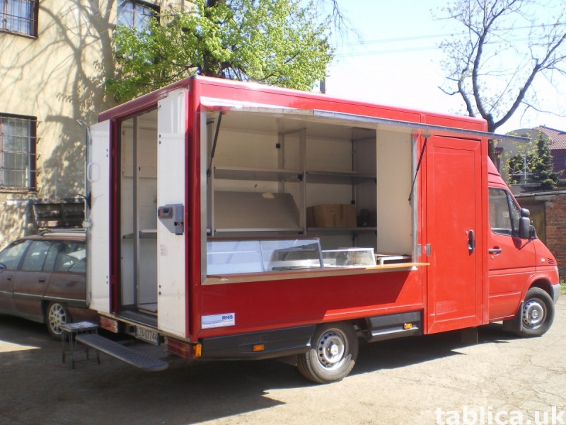 Food Trucki - zabudowy i przebudowy samochodów 14