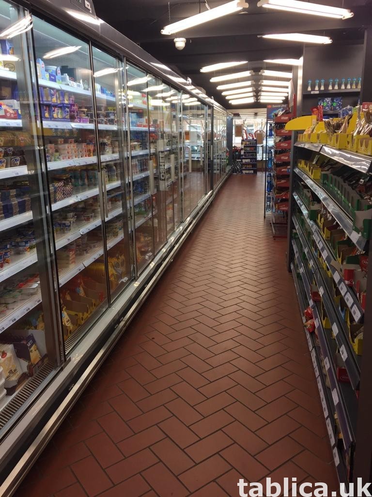 Polski Supermarket w Hadze na sprzedaż. 4