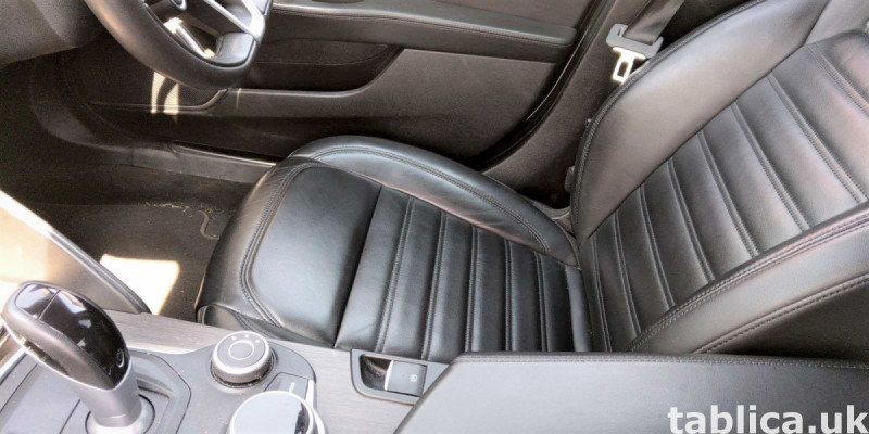 Alfa Romeo Giulia 2.2JTD AT8 4