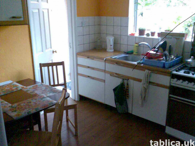Duzy podwojny pokoj w czystym domu z ogrodem 1