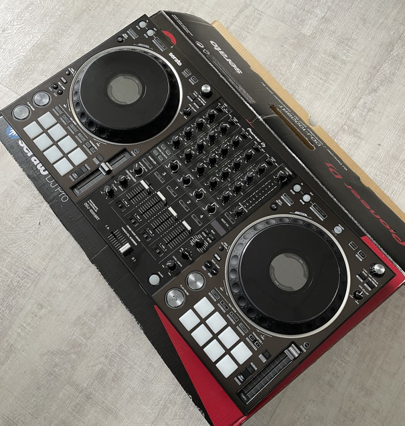 Pioneer DDJ-1000, Pioneer DDJ-1000SRT ,  Pioneer DDJ-FLX10  1