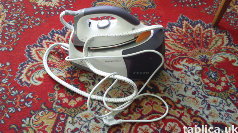 Electrolux Steam Station. NEW !!! 8