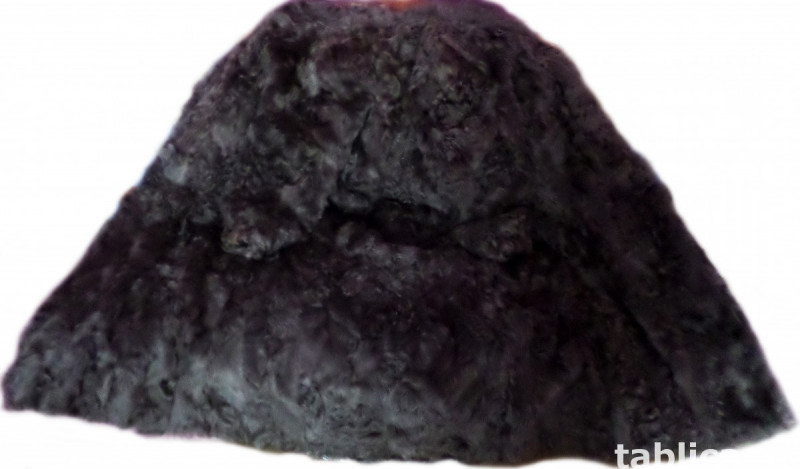 For Sale: Long Astrakhan Goat Fur 1