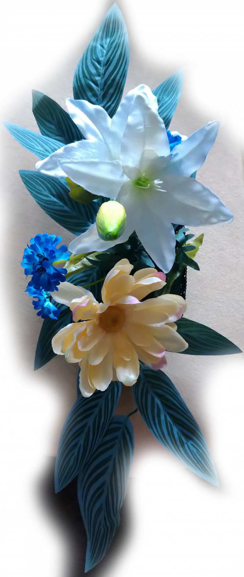 Artificial Flowers-Decorate Your House, Balcony, Gazebo..NEW 1