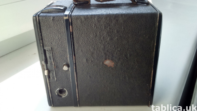 Antique Voigtlander BOX Camera from 1939 9