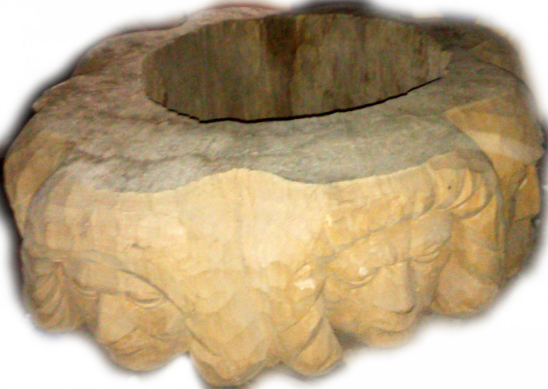 For Sale: Trunk with Heads 3