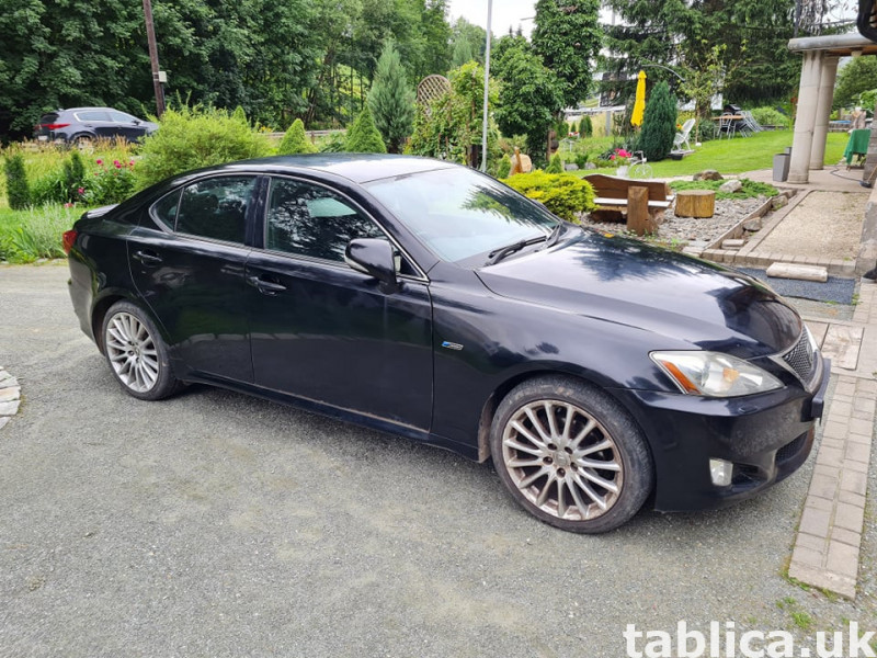 Lexsus is 220 r sport 2