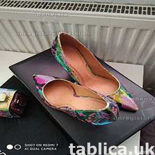 Sprzedam oryginalne nowe z metka buty holograficzne szpilki 3