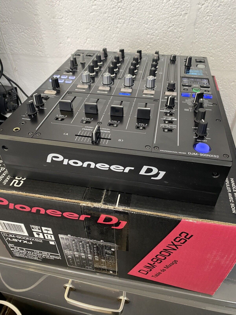 Pioneer CDJ-3000, Pioneer CDJ-2000NXS2, Pioneer DJM-900NXS2 28