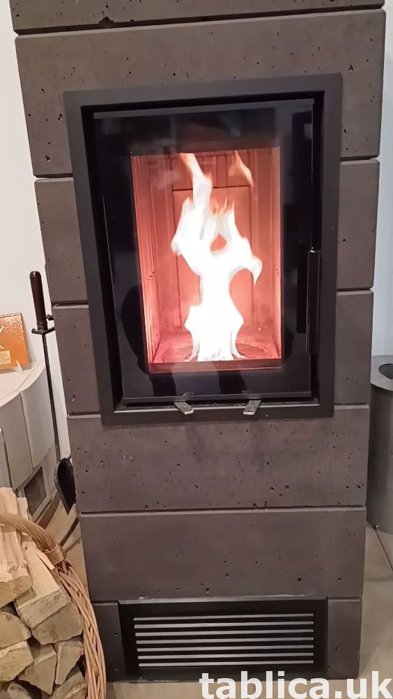 Hybrydowy akumulacyjny piec kominkowy bez prądu. 10